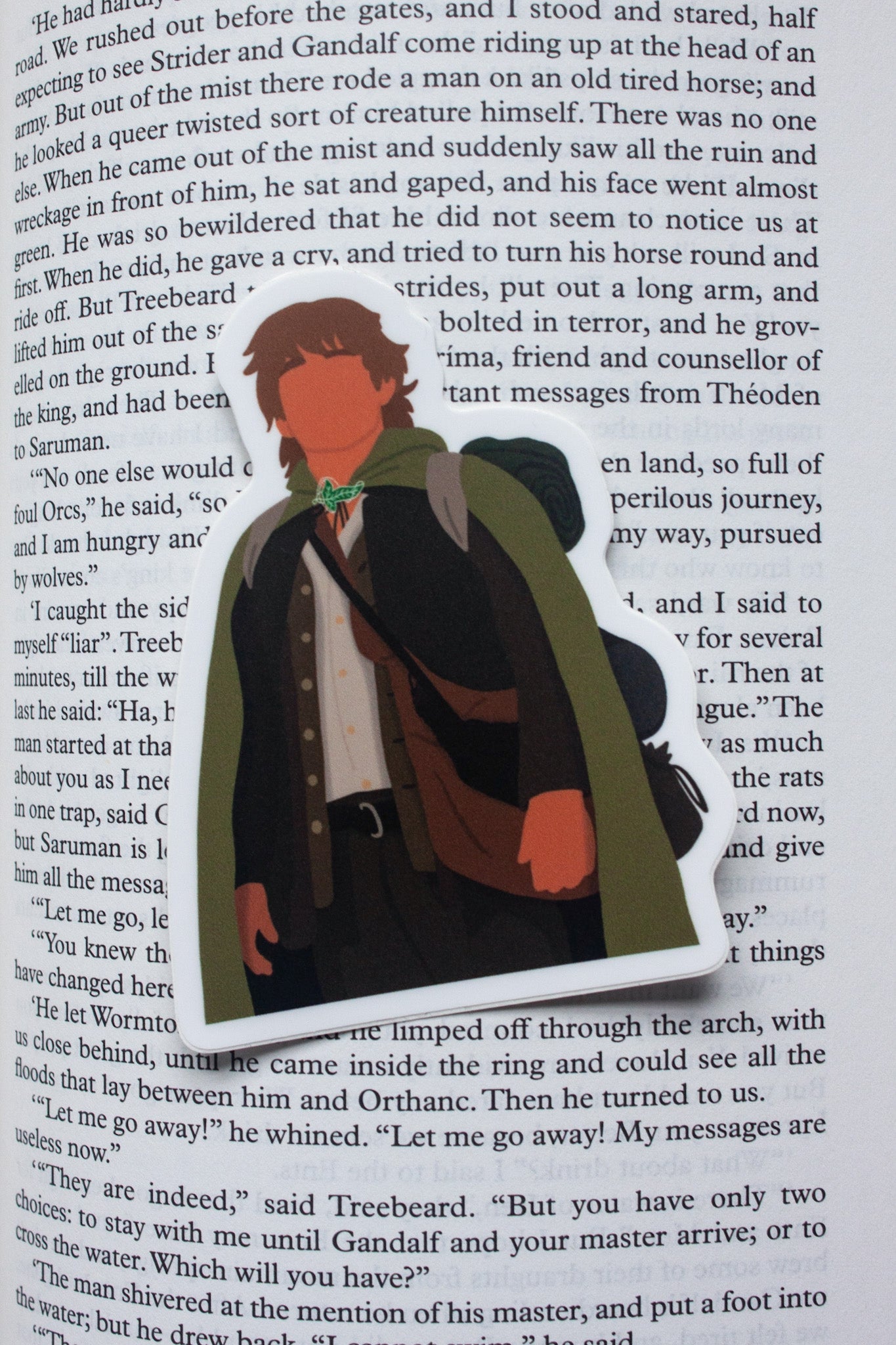 Samwise Gamgee sticker from The Lord of the Rings, showing the loyal hobbit carrying supplies and ready to protect Frodo. A must-have for fans of Sam’s heart and heroism.