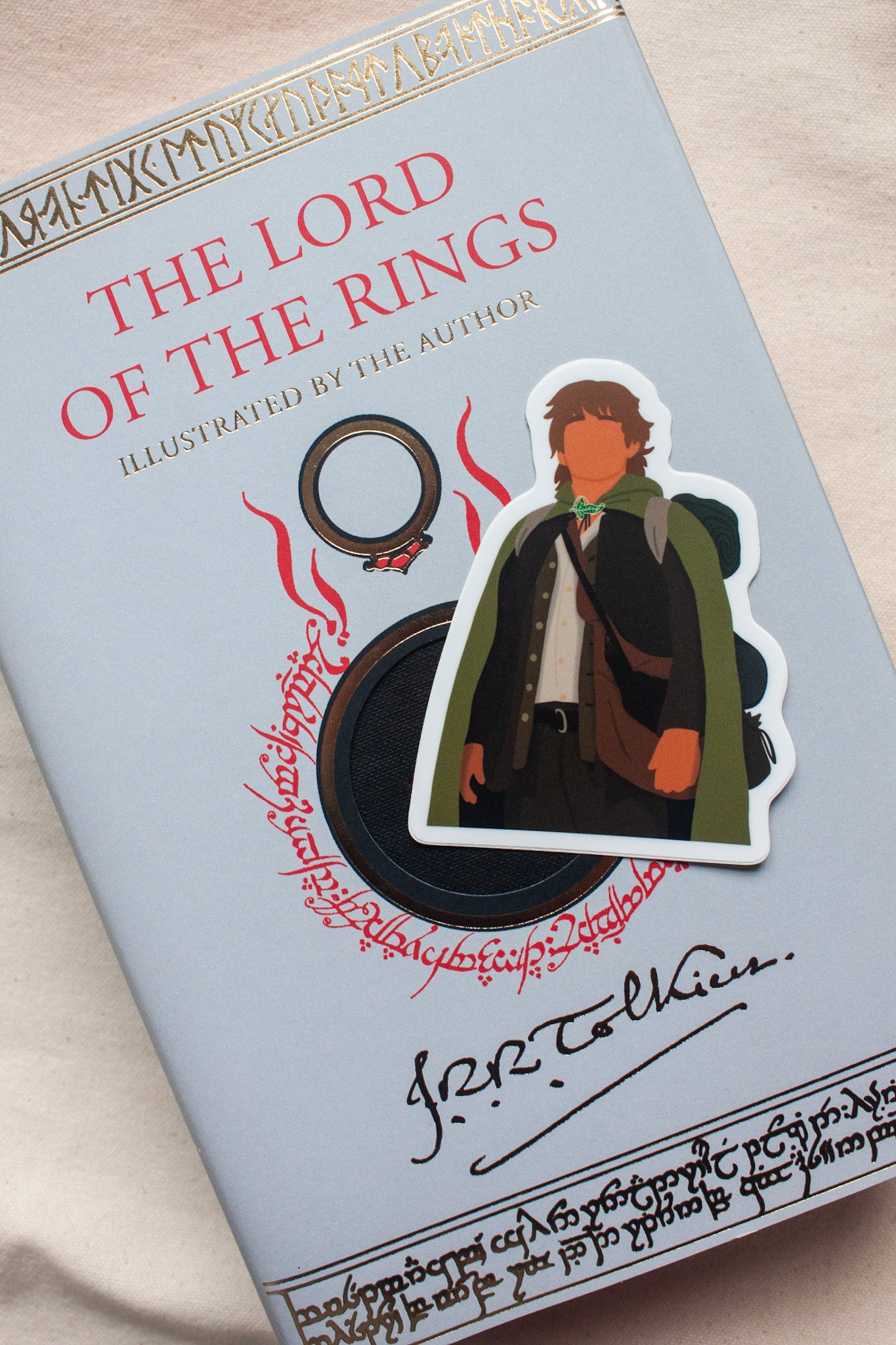 Samwise Gamgee sticker from The Lord of the Rings, showing the loyal hobbit carrying supplies and ready to protect Frodo. A must-have for fans of Sam’s heart and heroism.